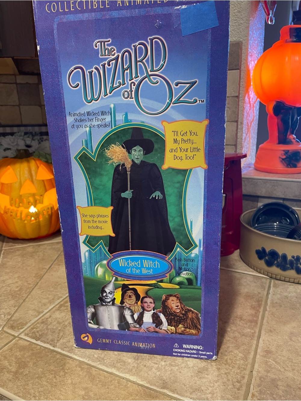 Gemmy Wicked Witch of the West Figure in Green and Black